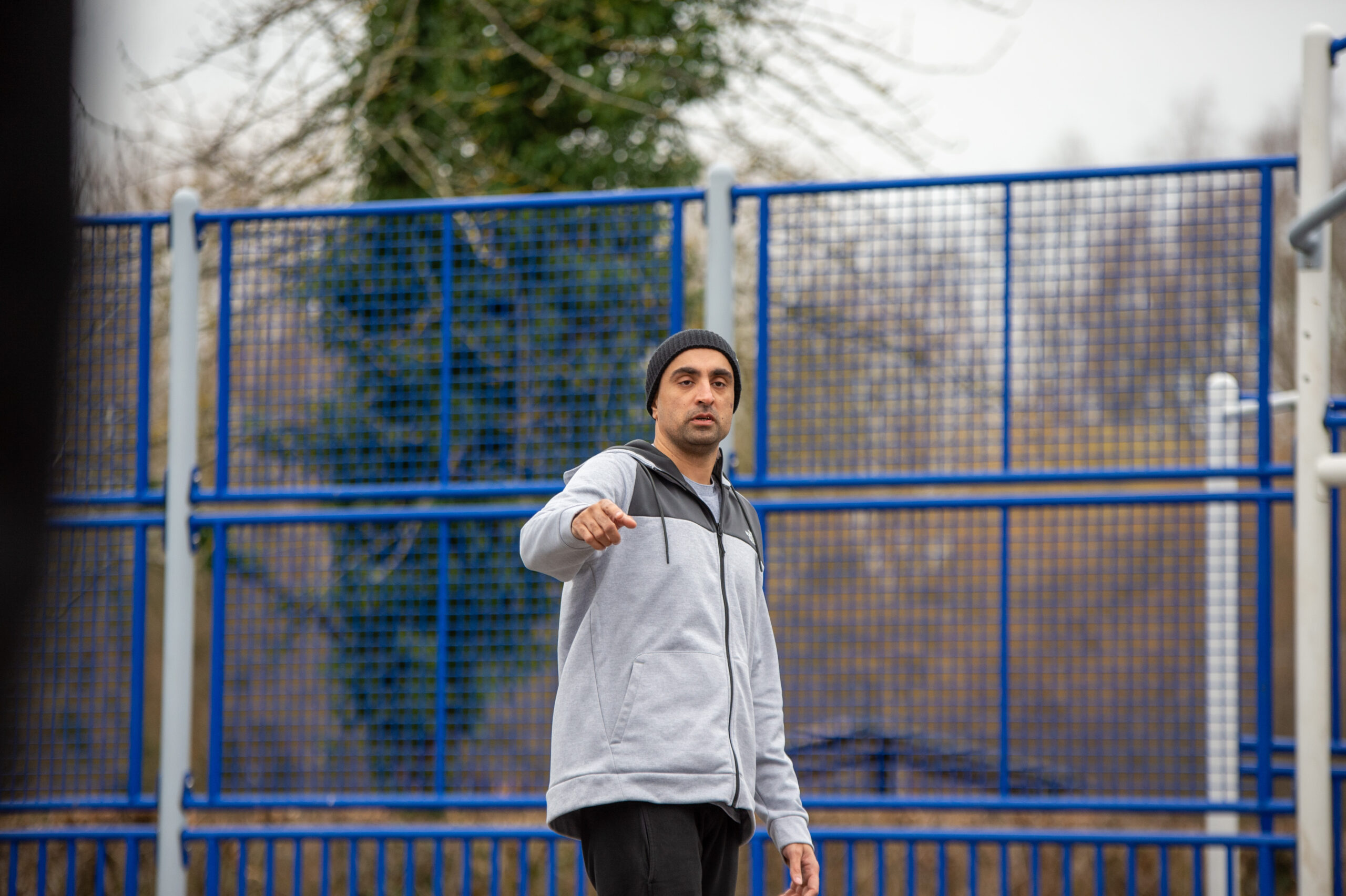 Flüorografiya xonasida yashirin kamera Panova yalangoch